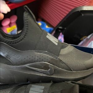 Nike Kids Black Slip-On Sneakers with Elastic Strap